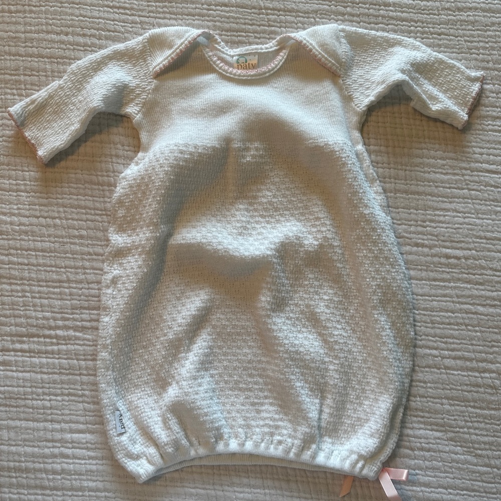 Paty Gown Never Worn Size 3 month